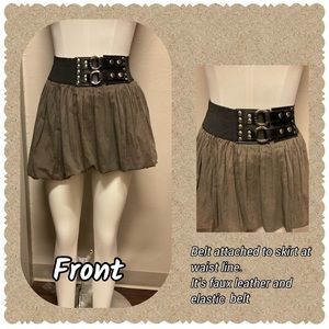 WYL exclusively for METROPARK - Size: XS asymmetric bubble skirt